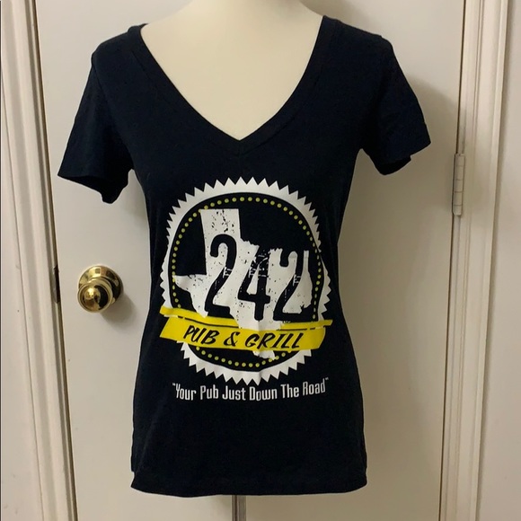 Next Level Apparel Tops - Pub 242 Houston Texas NWOT * Bar Tee * Texas Music